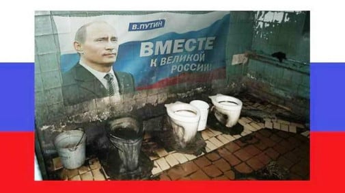 budujeme veľké ruZZko !